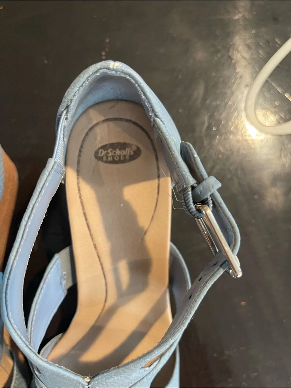 Dr Scholls Women’s Light Blue Strappy Wedge Sandals. Size 9
